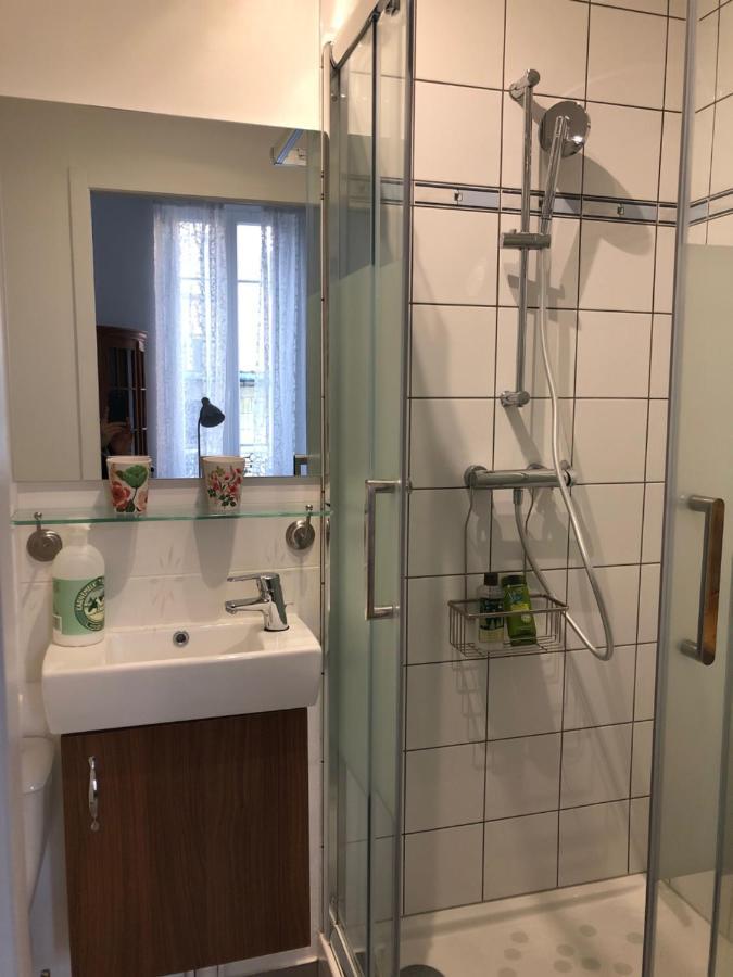 Villa Camelia Studio De Charme A Cote Des Thermes 维琪 外观 照片